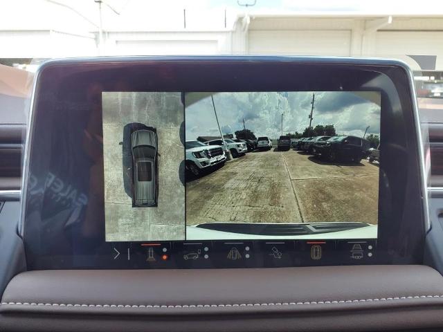 2024 Chevrolet Suburban Vehicle Photo in ROSENBERG, TX 77471-5675