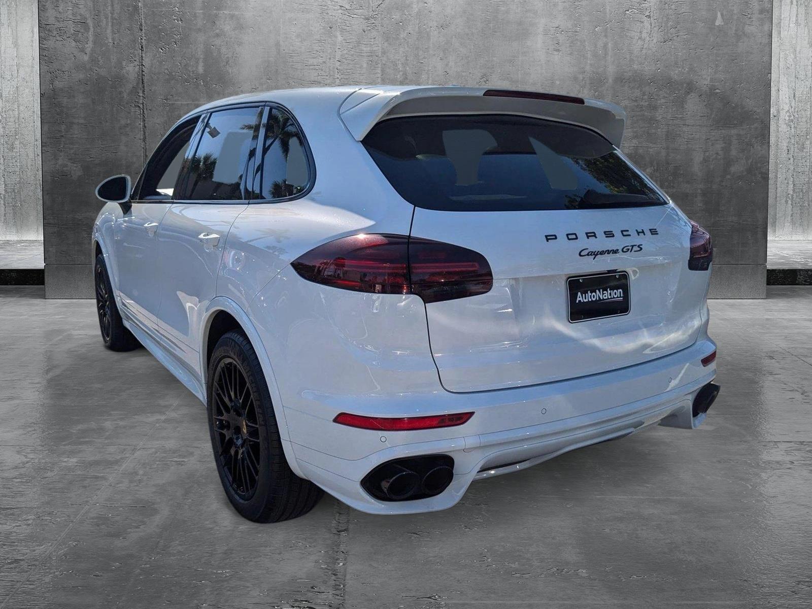 2016 Porsche Cayenne Vehicle Photo in Miami, FL 33135