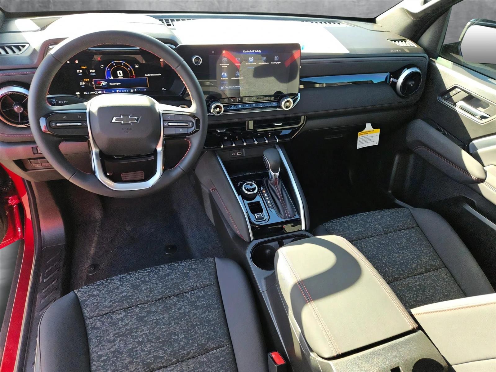 2024 Chevrolet Colorado Vehicle Photo in MESA, AZ 85206-4395