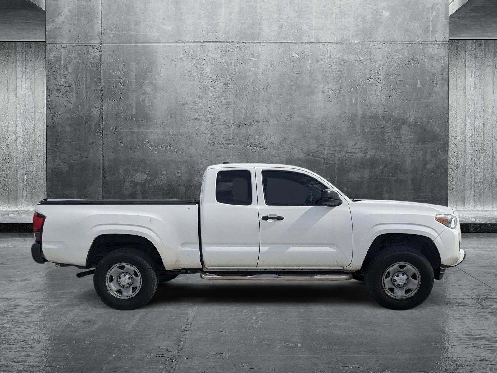 2019 Toyota Tacoma 2WD Vehicle Photo in MIAMI, FL 33172-3015