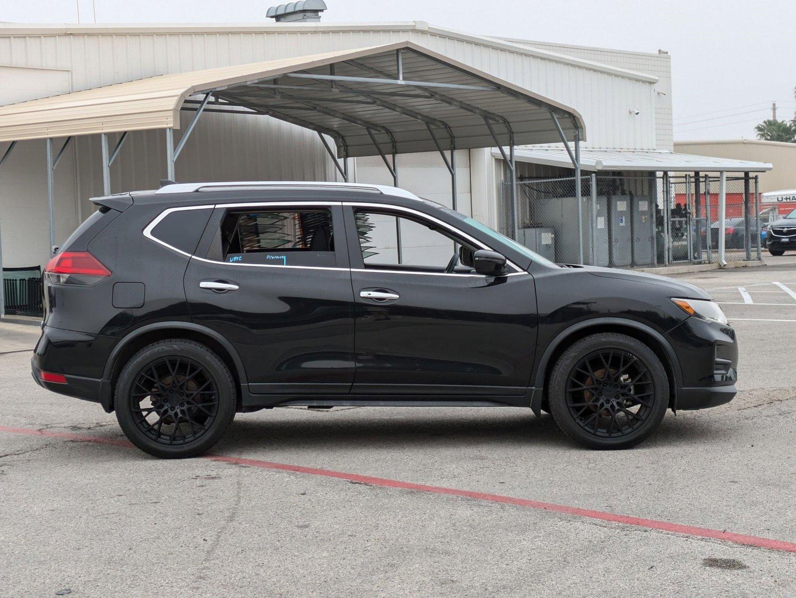 2018 Nissan Rogue Vehicle Photo in Corpus Christi, TX 78415