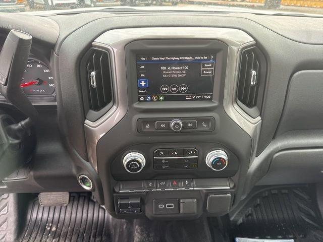 2025 GMC Sierra 2500 HD Vehicle Photo in MEDINA, OH 44256-9631