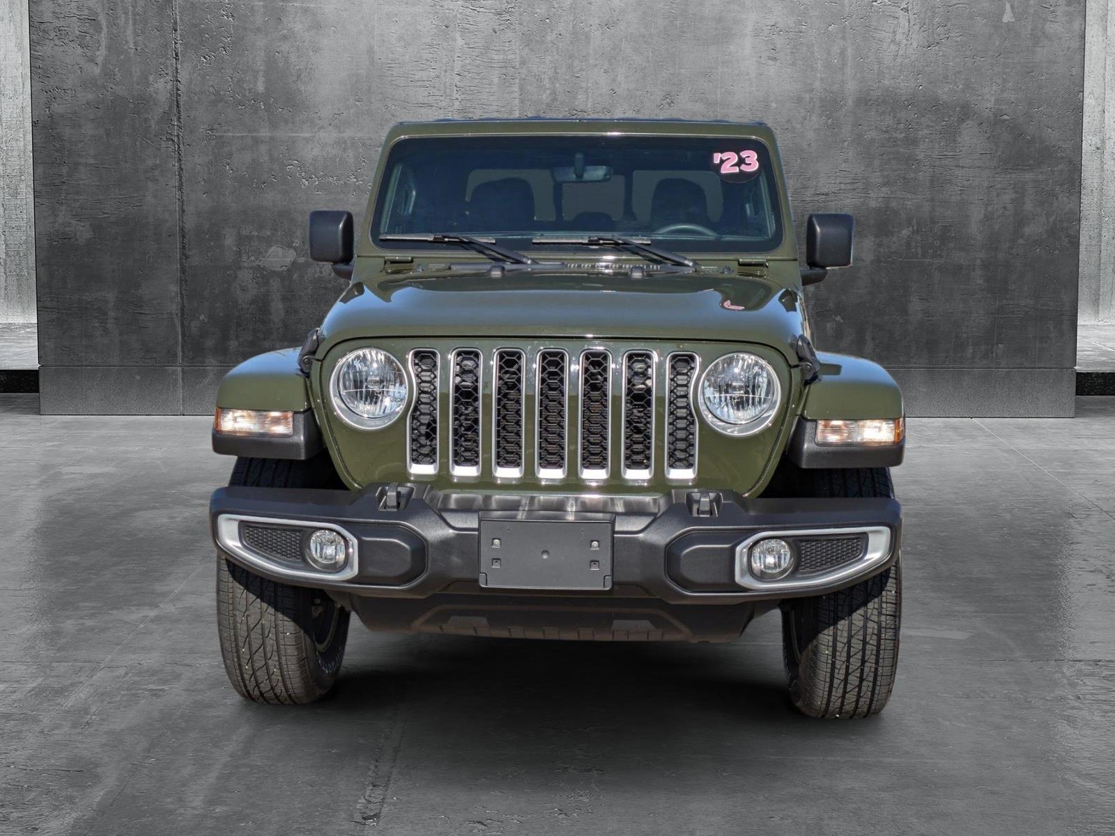 2023 Jeep Gladiator Vehicle Photo in DENVER, CO 80221-3610