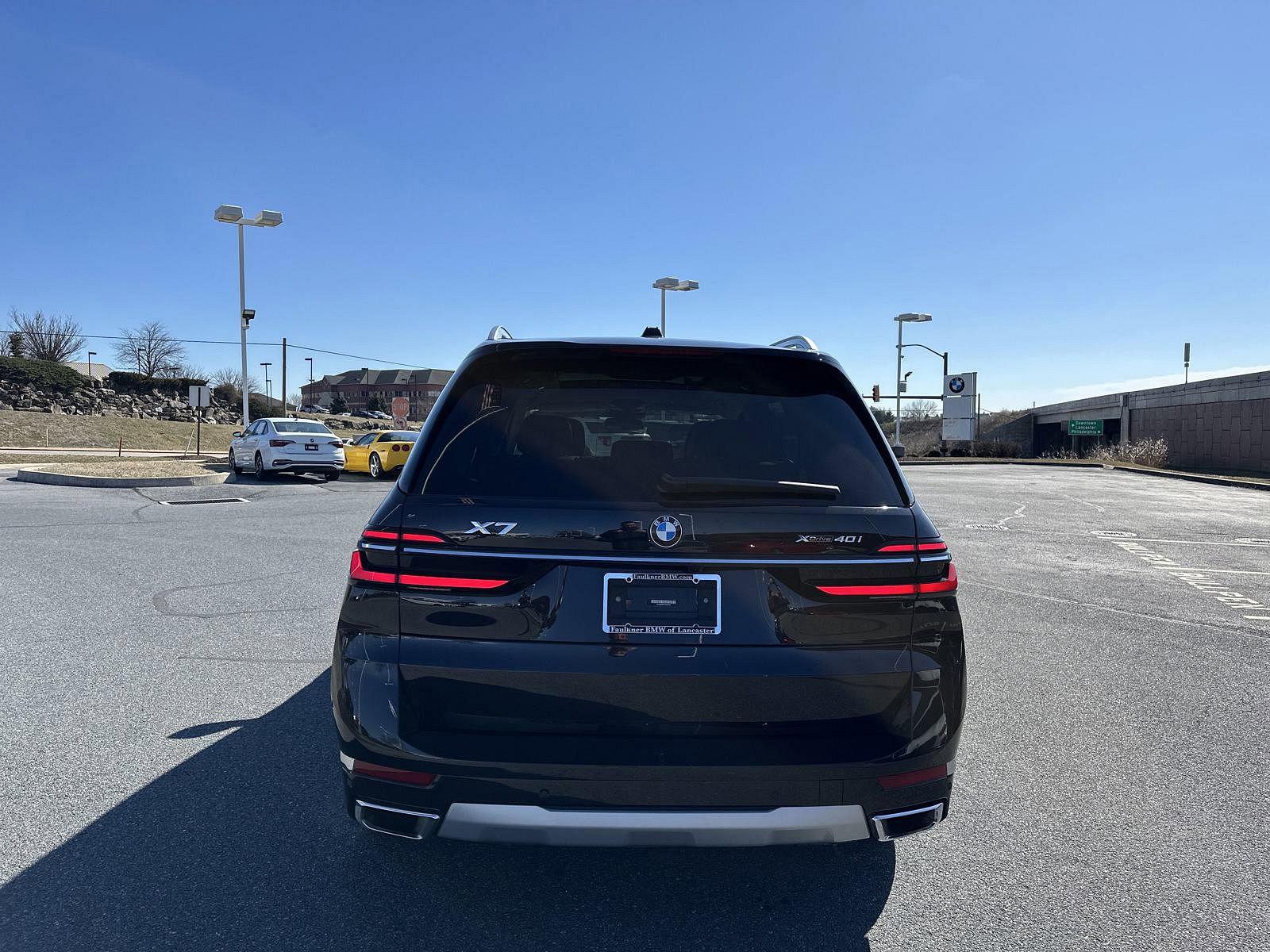 2023 BMW X7 xDrive40i Vehicle Photo in Lancaster, PA 17601