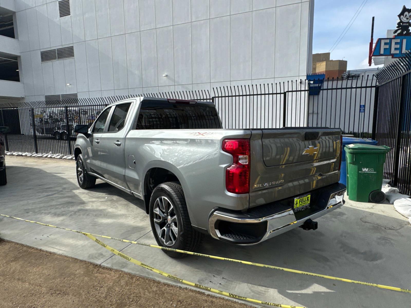 2025 Chevrolet Silverado 1500 Vehicle Photo in LOS ANGELES, CA 90007-3794