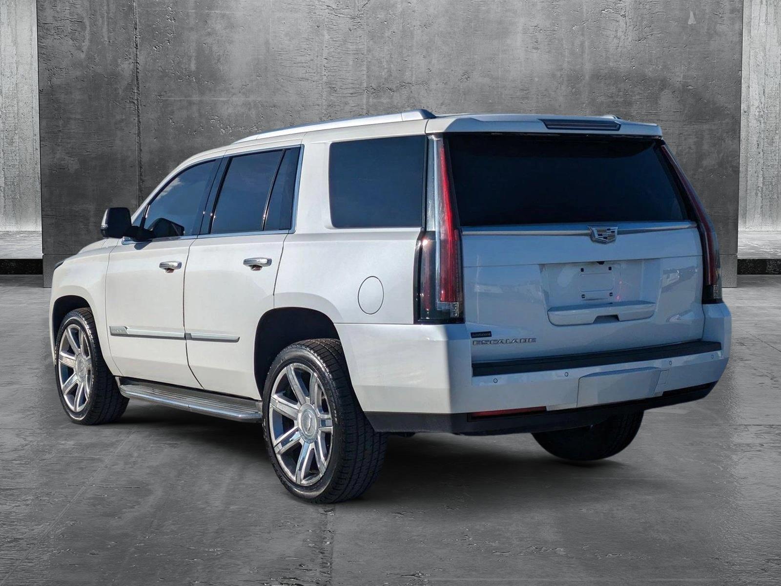 2016 Cadillac Escalade Vehicle Photo in MIAMI, FL 33134-2699