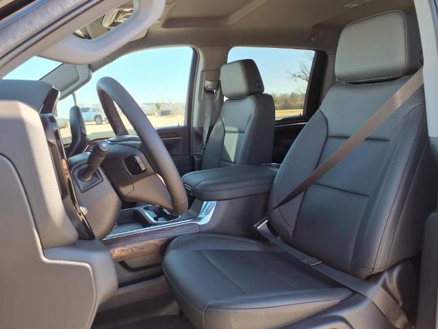2025 GMC Sierra 2500 HD Vehicle Photo in Denton, TX 76205