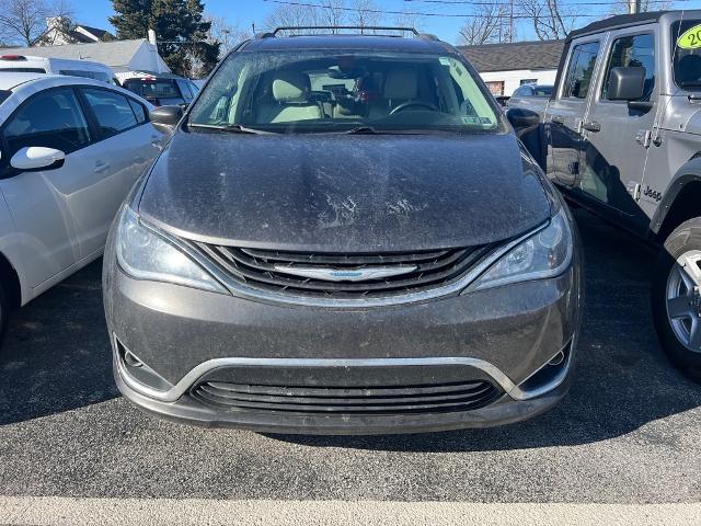 Used 2018 Chrysler Pacifica Hybrid Touring L with VIN 2C4RC1L73JR125109 for sale in Paoli, PA