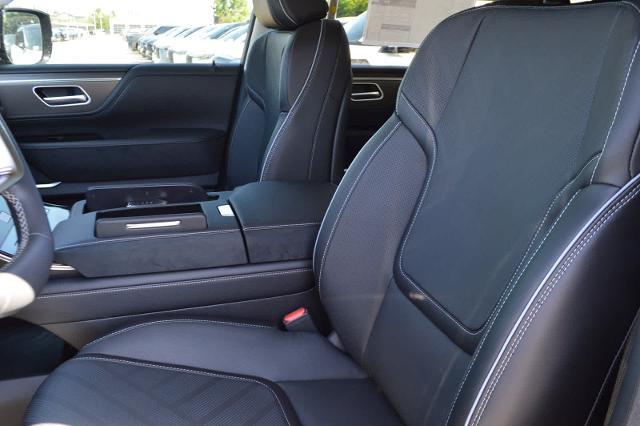 2025 INFINITI QX80 Vehicle Photo in Houston, TX 77090
