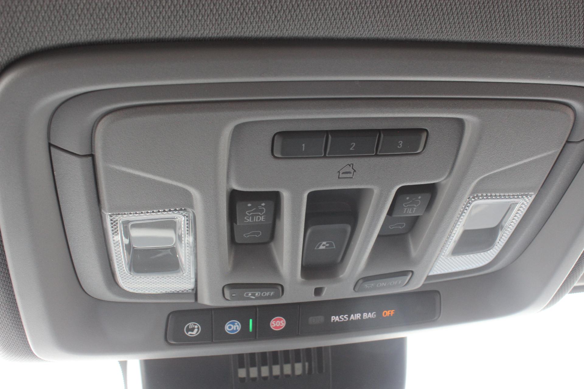 2025 GMC Sierra 3500 HD Vehicle Photo in AURORA, CO 80012-4011