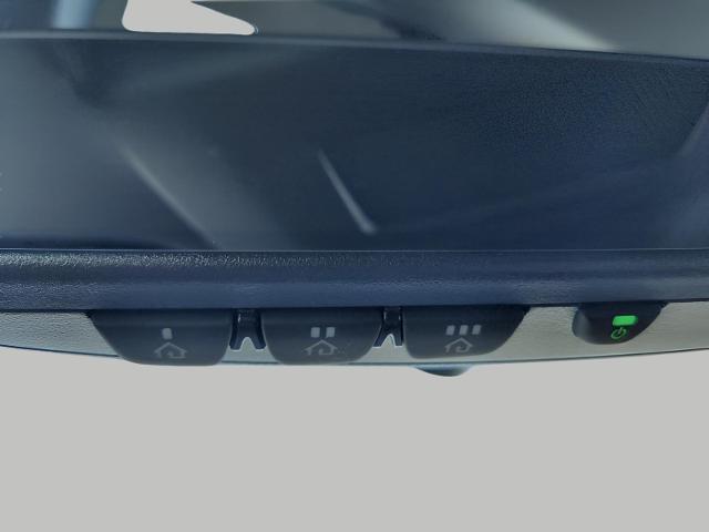 2025 Subaru Outback Vehicle Photo in Green Bay, WI 54304