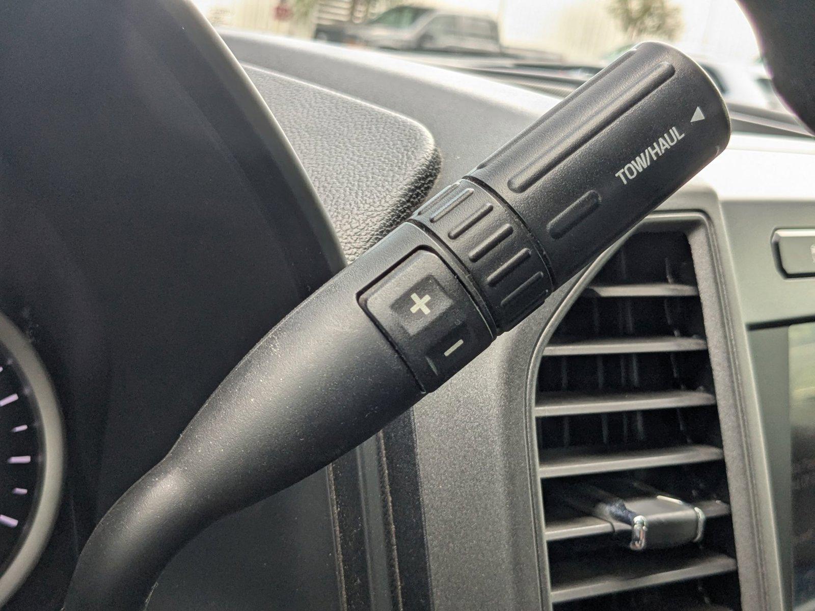2019 Ford Super Duty F-250 SRW Vehicle Photo in St. Petersburg, FL 33713