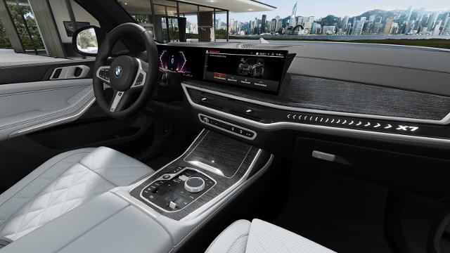 2025 BMW X7 xDrive40i Vehicle Photo in GRAPEVINE, TX 76051