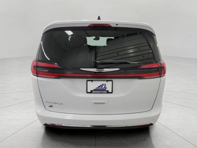 2023 Chrysler Pacifica Vehicle Photo in Oshkosh, WI 54901