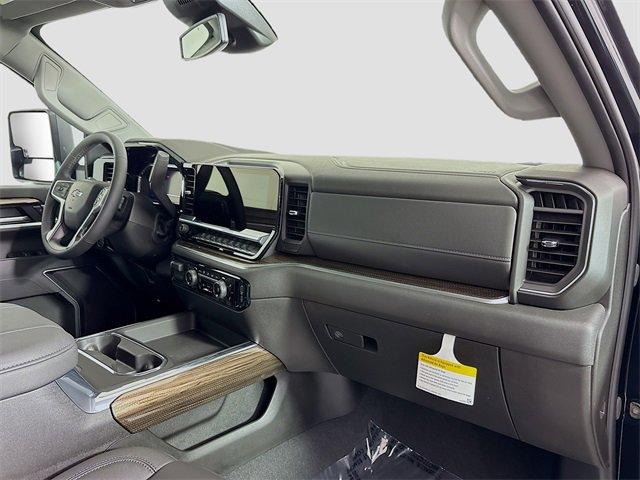 2025 Chevrolet Silverado 2500 HD Vehicle Photo in PUYALLUP, WA 98371-4149