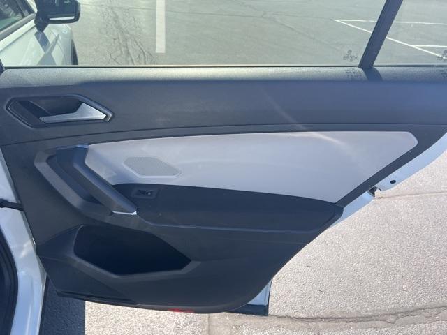 2018 Volkswagen Tiguan Vehicle Photo in GREEN BAY, WI 54304-5303