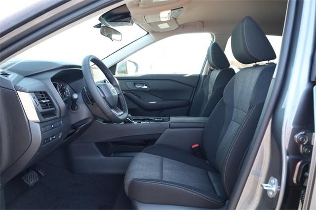 2025 Nissan Rogue Vehicle Photo in Hazelwood, MO 63042