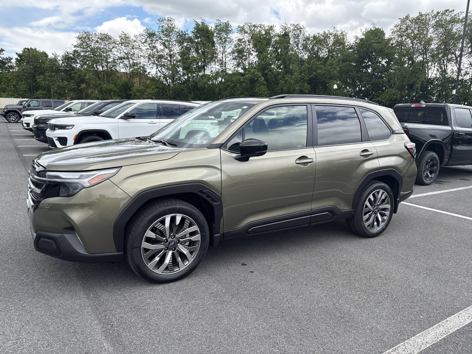 2025 Subaru Forester Vehicle Photo in Mechanicsburg, PA 17050-1707