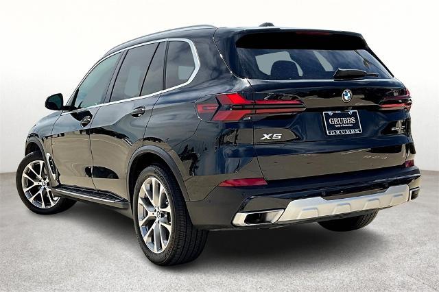 2025 BMW X5 sDrive40i Vehicle Photo in Grapevine, TX 76051