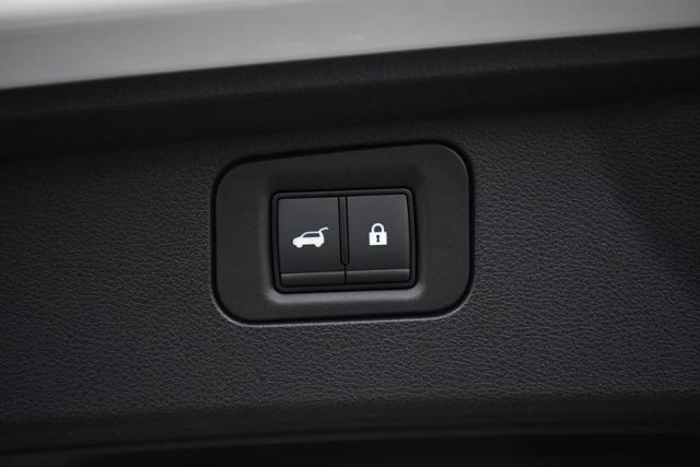 2025 Nissan Armada Vehicle Photo in Ballwin, MO 63011