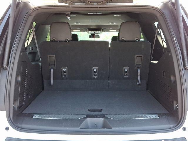 2023 Chevrolet Suburban Vehicle Photo in DANBURY, CT 06810-5034