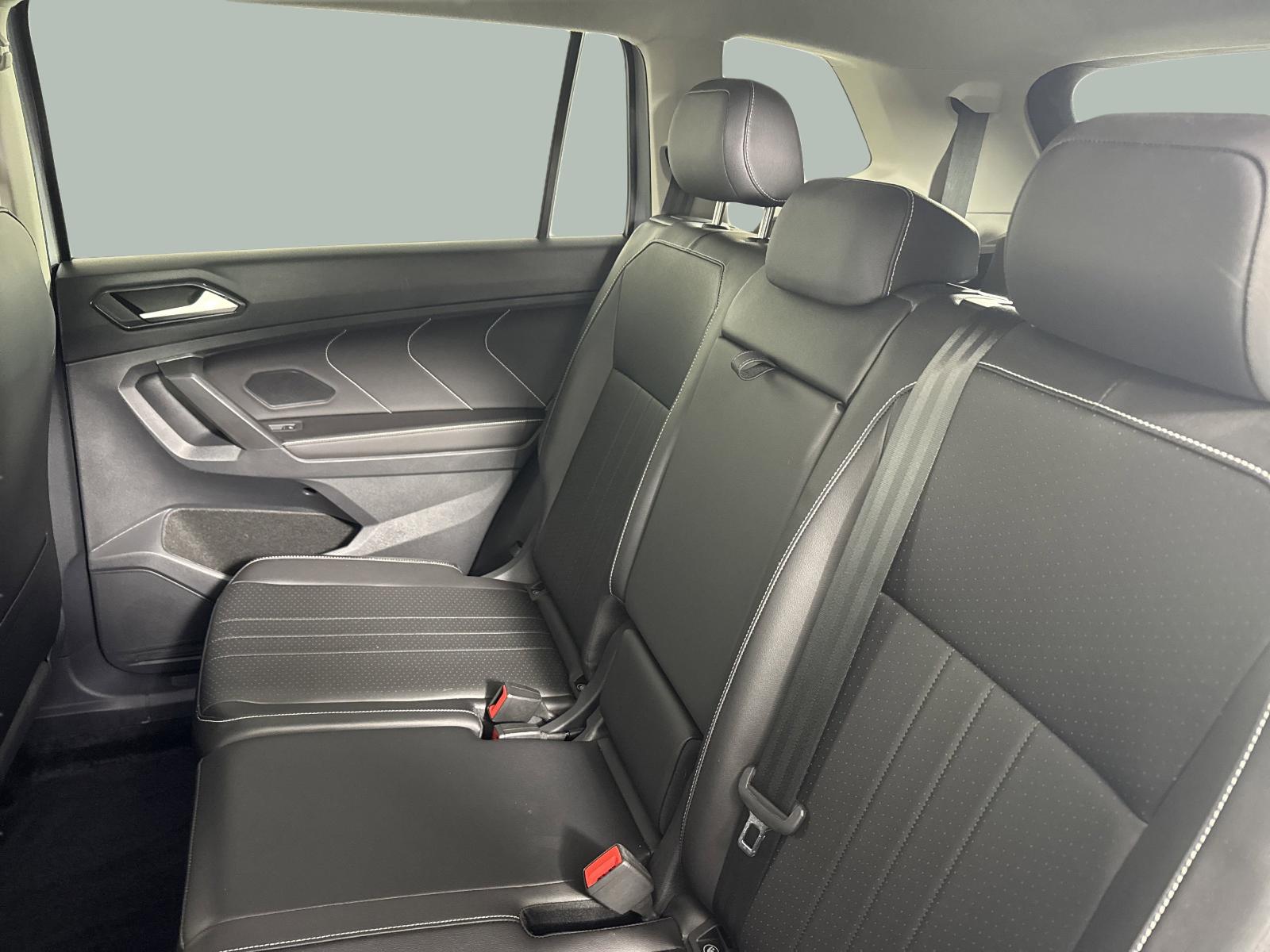 2024 Volkswagen Tiguan Vehicle Photo in Georgetown, TX 78626