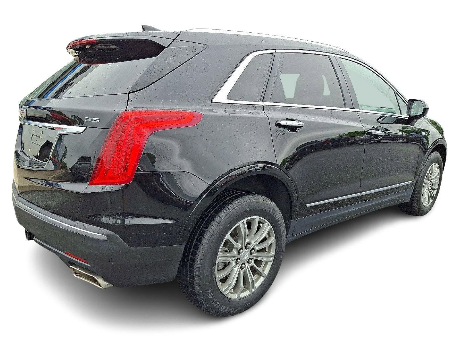 2017 Cadillac XT5 Vehicle Photo in BETHLEHEM, PA 18017-9401