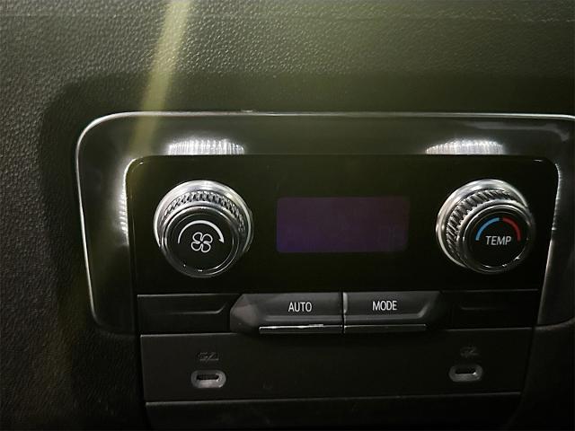 2023 GMC Yukon XL Vehicle Photo in EVERETT, WA 98203-5662