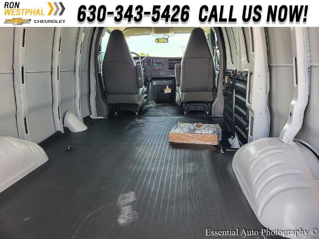 2025 Chevrolet Express Cargo 2500 Vehicle Photo in AURORA, IL 60503-9326
