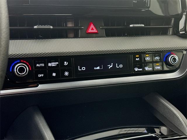 2024 Kia Sportage Hybrid Vehicle Photo in Everett, WA 98204