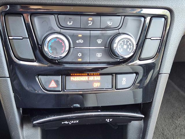 2022 Buick Encore Vehicle Photo in DENTON, TX 76210-9321