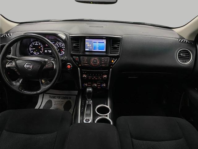 2015 Nissan Pathfinder Vehicle Photo in Appleton, WI 54913