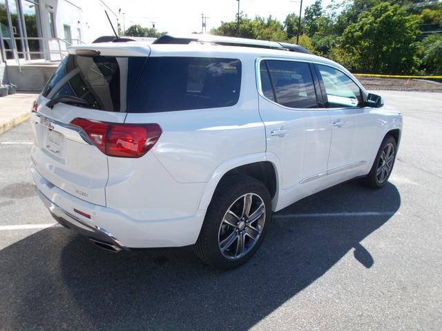 2019 GMC Acadia Vehicle Photo in LOWELL, MA 01852-4336