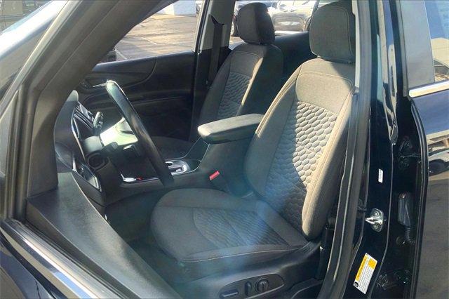 2021 Chevrolet Equinox Vehicle Photo in TOPEKA, KS 66609-0000