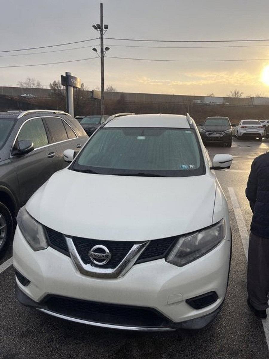 2016 Nissan Rogue Vehicle Photo in Trevose, PA 19053