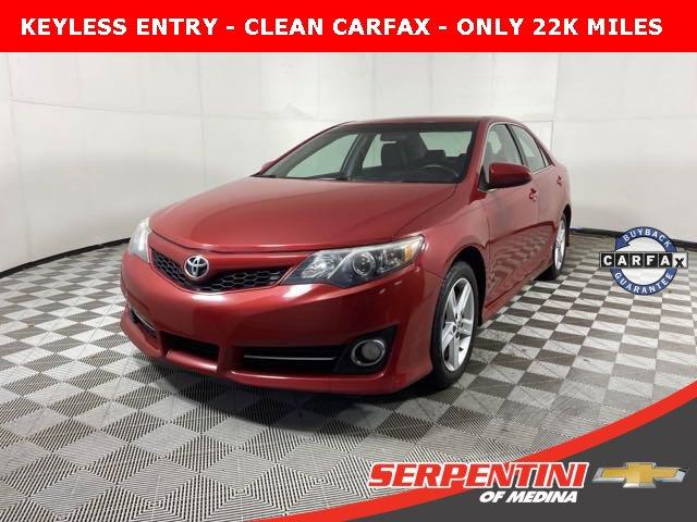 2013 Toyota Camry Vehicle Photo in MEDINA, OH 44256-9001