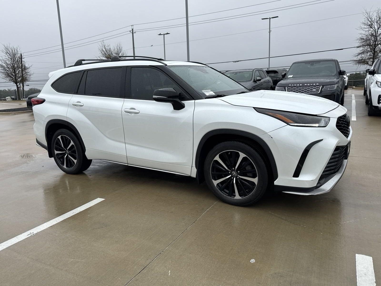 2022 Toyota Highlander Vehicle Photo in AUSTIN, TX 78717