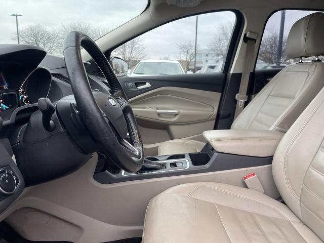 2017 Ford Escape Vehicle Photo in BEACHWOOD, OH 44122-4298