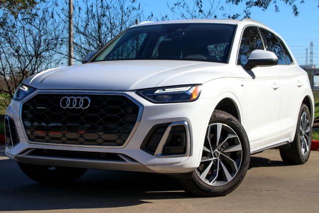 2022 Audi Q5 Vehicle Photo in SUGAR LAND, TX 77478