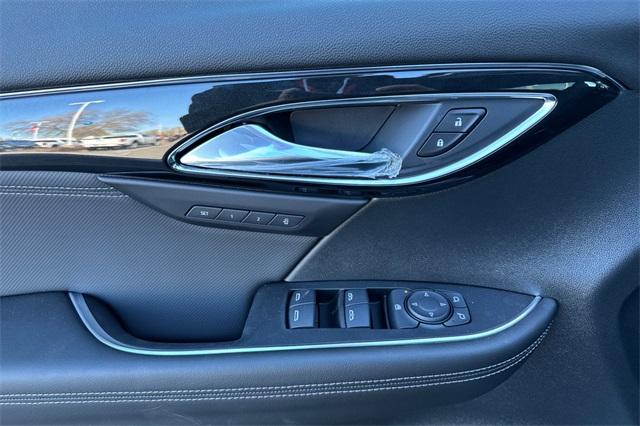 2025 Buick Envision Vehicle Photo in ELK GROVE, CA 95757-8703