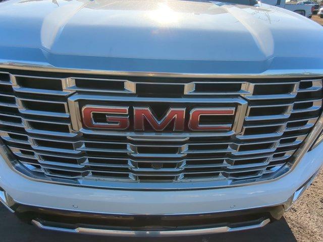 2025 GMC Yukon Vehicle Photo in ALBERTVILLE, AL 35950-0246