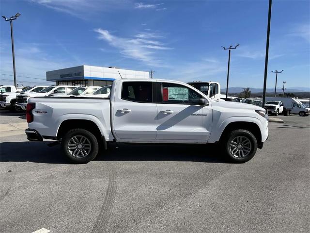 2024 Chevrolet Colorado Vehicle Photo in ALCOA, TN 37701-3235