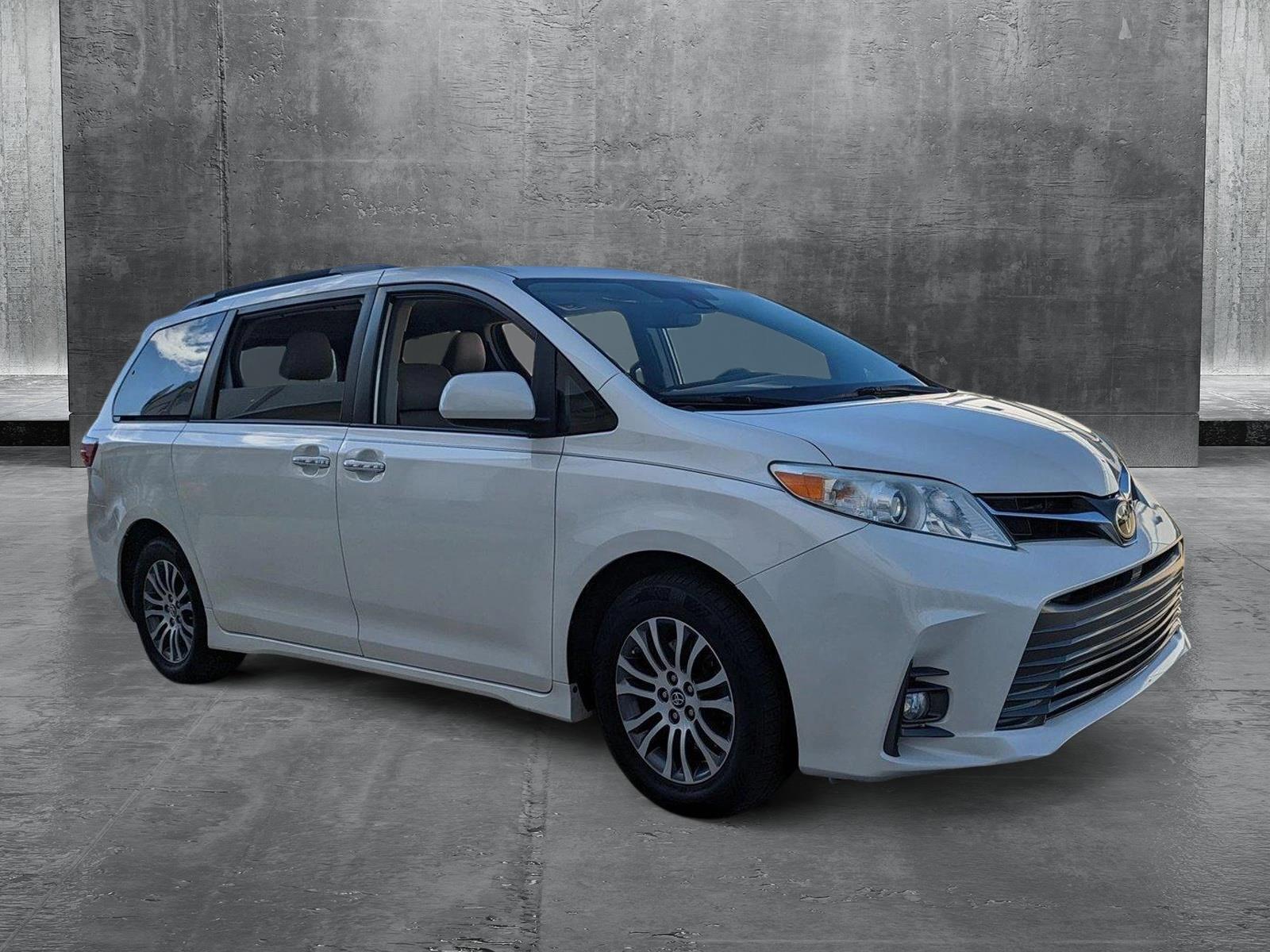 2019 Toyota Sienna Vehicle Photo in Winter Park, FL 32792