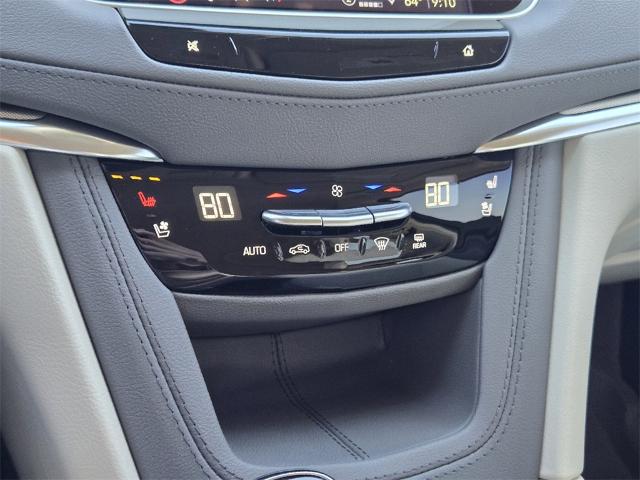 2025 Cadillac XT5 Vehicle Photo in Oklahoma City, OK 73114