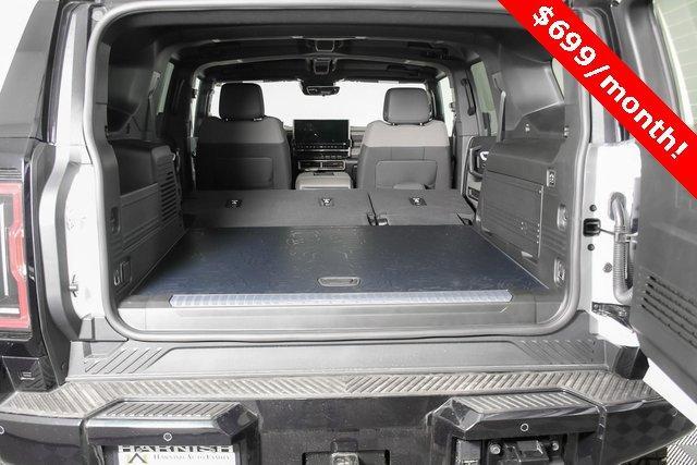 2024 GMC HUMMER EV SUV Vehicle Photo in PUYALLUP, WA 98371-4149
