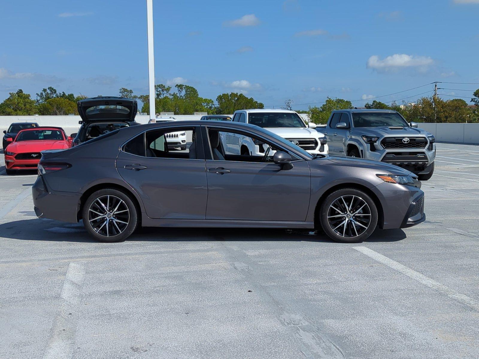 2021 Toyota Camry Vehicle Photo in Ft. Myers, FL 33907