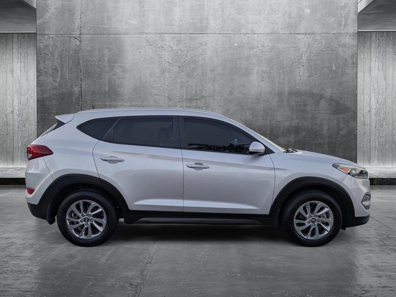 2016 Hyundai Tucson Vehicle Photo in PEMBROKE PINES, FL 33024-6534