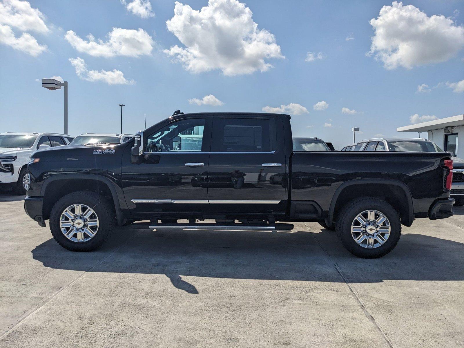 2025 Chevrolet Silverado 2500 HD Vehicle Photo in MIAMI, FL 33172-3015