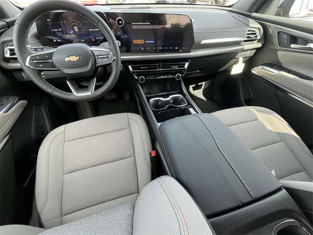 2025 Chevrolet Traverse Vehicle Photo in ALCOA, TN 37701-3235