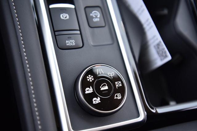 2025 Nissan Pathfinder Vehicle Photo in Ballwin, MO 63011